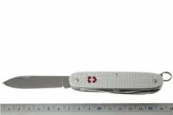 Victorinox Farmer -Knife Shop VT 8241 26 05 victorinox farmer vt 8241 26 d5