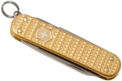 Victorinox Classic SD Precious Alox, Brass Gold 0.6221.408G Swiss Pocket Knife -Knife Shop VT0 6221 408G 04 victorinox